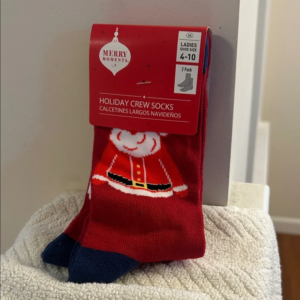 2 Pair Santa and Snowmen Red and Blue Holiday Crew Socks Size 4-10